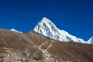 Images Dated 13th October 2016: Everest base camp trek, Gorak Shep, Himalayas, Nepal, Colour Image, Color Image, Photography