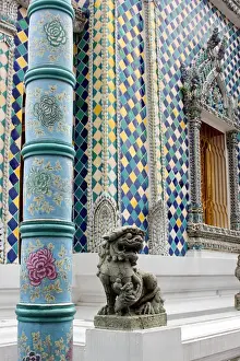 Wat Phra Kaeo Prints: Excessive and delicate decoration Wat Phra Kaew Bangkok Thailand