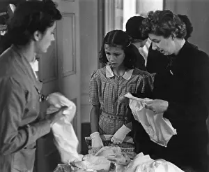 Rationing Prints: Exchanging Clothes