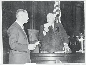 Courtroom Prints: Expert Sure Hauptmann Wrote Ransom Notes