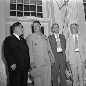 Conant Prints: Experts Meeting to Discuss Future of Atomic Energy