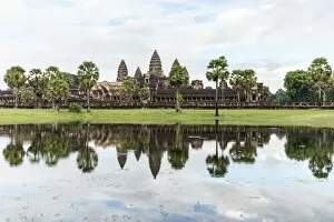 Images Dated 6th November 2016: The exterior of Angkor Wat, Cambodia
