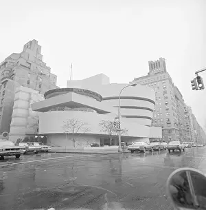 Solomon R Prints: Exterior Of Guggenheim Museum 1970