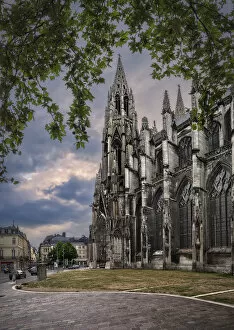 Domingo Leiva Travel Photography Gallery: Exterior of Saint-Ouen church, Rouen, France