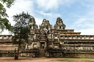 Images Dated 4th November 2016: Exterior of Ta Keo in Angkor, Cambodia