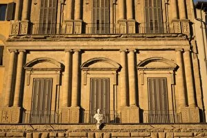 Images Dated 8th November 2015: Facade of a building on Piazza della Signoria