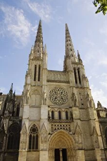 Images Dated 9th June 2006: Facade of a church, St. Andre Cathedral, Bordeaux, Aquitaine, France
