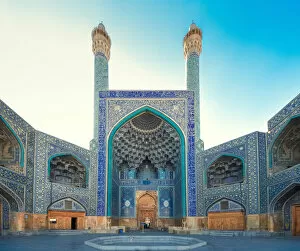 Mosques Around the World Photo Mug Collection: Shah Mosque, Isfahan, Iran
