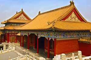 Images Dated 11th June 2008: Facade of a palace, Forbidden City, Beijing, China