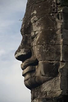 Carving Craft Product Gallery: Face of Bayon
