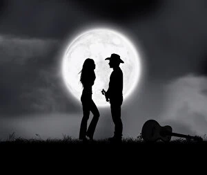 Romance Gallery: Falling in love couple dating in full moon night