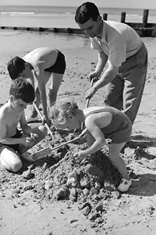 Spade Prints: Family Castle
