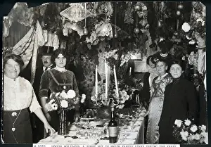 Jewish Prints: Family Inside Of Sukot Hut At Holiday