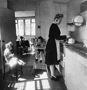Appliance Prints: Family In Kitchen