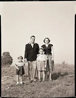 Parents Prints: Family Poses in Field