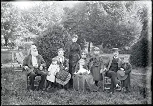 Cooperation Prints: Family Posing on Lawn