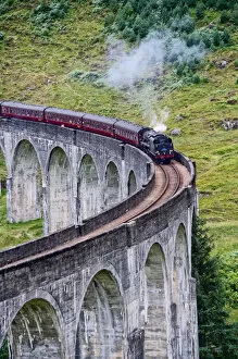 Glenfinnan Viaduct Gallery: Famous Jacobite steam train