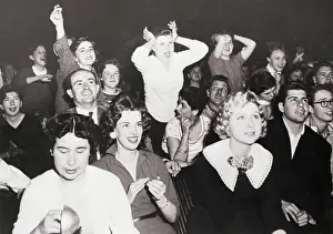 Screaming Prints: Fans Squealing for Elvis Presley