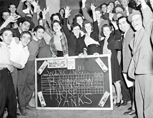 Scoreboard Prints: Fans W/Scoreboard, Message Scrawled On