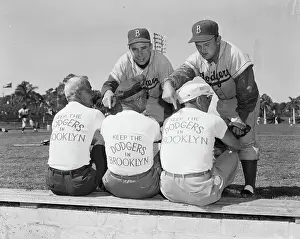 T Shirt Prints: Fans Wearing Keep Dodgers In Brooklyn Shirts