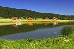 Hilly Landscape Gallery: Farmhouses in the Les Tallieres settlement at the Lac des Tailleres, Vallee de la Brevine