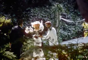 Acr065516 Prints: Farrah Fawcett And Lee Majors Wedding