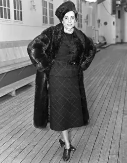 Designer Prints: Fashion Designer Elsa Schiaparelli