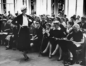 Roles And Occupati Prints: Fashion Journalists