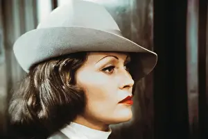 Felt Hat Prints: Faye Dunaway