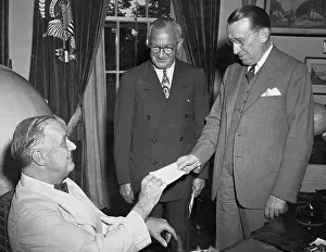 Receiving Prints: FDR Receives Check