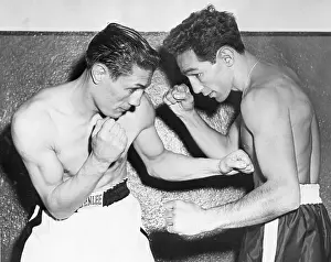 Featherweight Fighters Posing