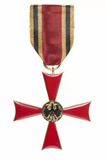 Images Dated 22nd February 2011: Federal Cross of Merit