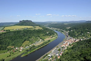 Festung Koenigstein fortress on the river Elbe, overlooking the town of Koenigstein and the Lilienstein table mountain Festung Koenigstein fortress on the river Elbe, overlooking the town of Koenigstein and the Lilienstein table mountain