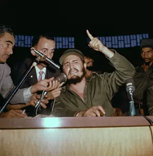 Fidel Castro Speaking with Finger Raised