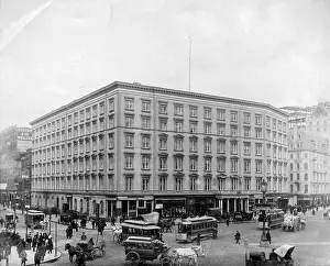 5th Avenue Prints: Fifth Avenue Hotel in New York City