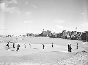 Andrews Prints: First Green of St. Andrews Golf Course