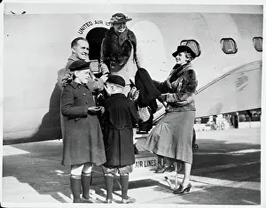 Grandmother Prints: First Lady Eleanor Roosevelt Greeted by Daughter and Family