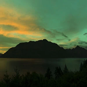Images Dated 28th June 2015: First light Queenstown