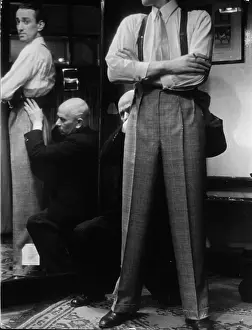 Inspecting Prints: Fitting Trousers