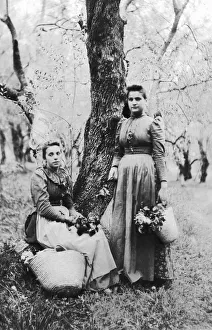 White, Huty Gallery: Flower Pickers