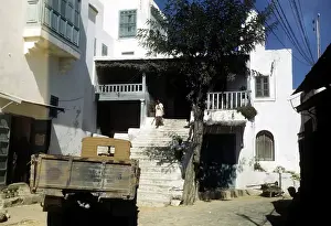 Lac0086 Prints: FLYING FROM ALGIERS TO TUNIS