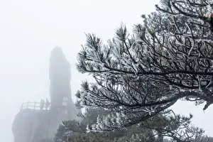 flying stone landmark, Huangshan (Yellow Mountains)