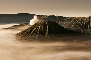 Images Dated 27th August 2010: Foggy Bromo, Indonesia