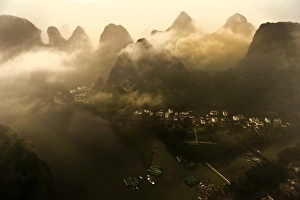 Images Dated 4th June 2012: Foggy morning Xingping county from the top