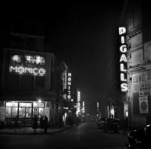 Michael Ochs Archive Gallery: Foggy Paris Nightclub Exterior At Night