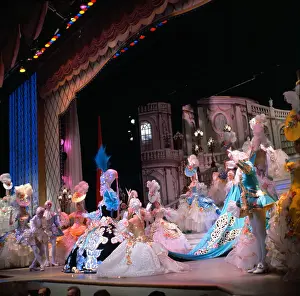 Folies Bergere at Hotel Tropicana