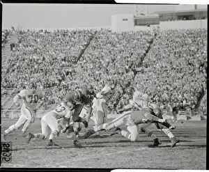 Football Game in Action with 49ers and Colts