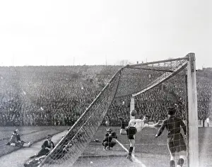 Cities Prints: Football goal