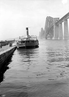 Forth Railway Bridge Collection: Forth Railway Bridge