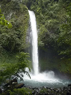 Images Dated 3rd November 2012: Fortuna Waterfall, La Catarata de la Fortuna, La Fortuna, Costa Rica, Central America